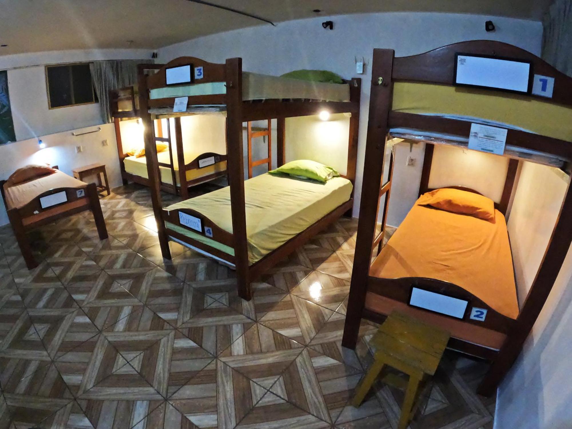 Hostel Nucapacha Guayaquil Exterior photo