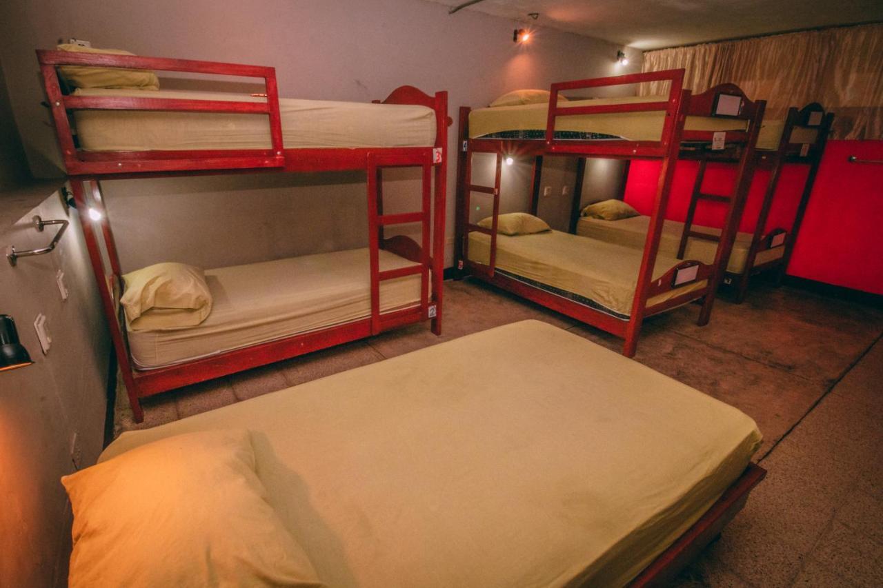 Hostel Nucapacha Guayaquil Exterior photo